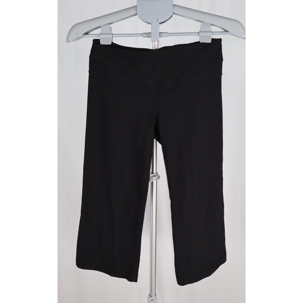Lululemon Size 6 Black High-Rise Wide Leg Crop Leggings